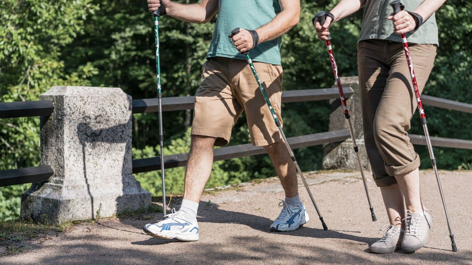 Nordic Walking nad morzem. Trasy i zdrowotne korzyści na Półwyspie Helskim