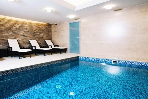 baseny-we-wladyslawowie-i-okolicach