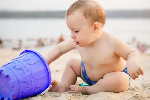 w-jakie-miejsce-pojechac-z-niemowlakiem-nad-morzem