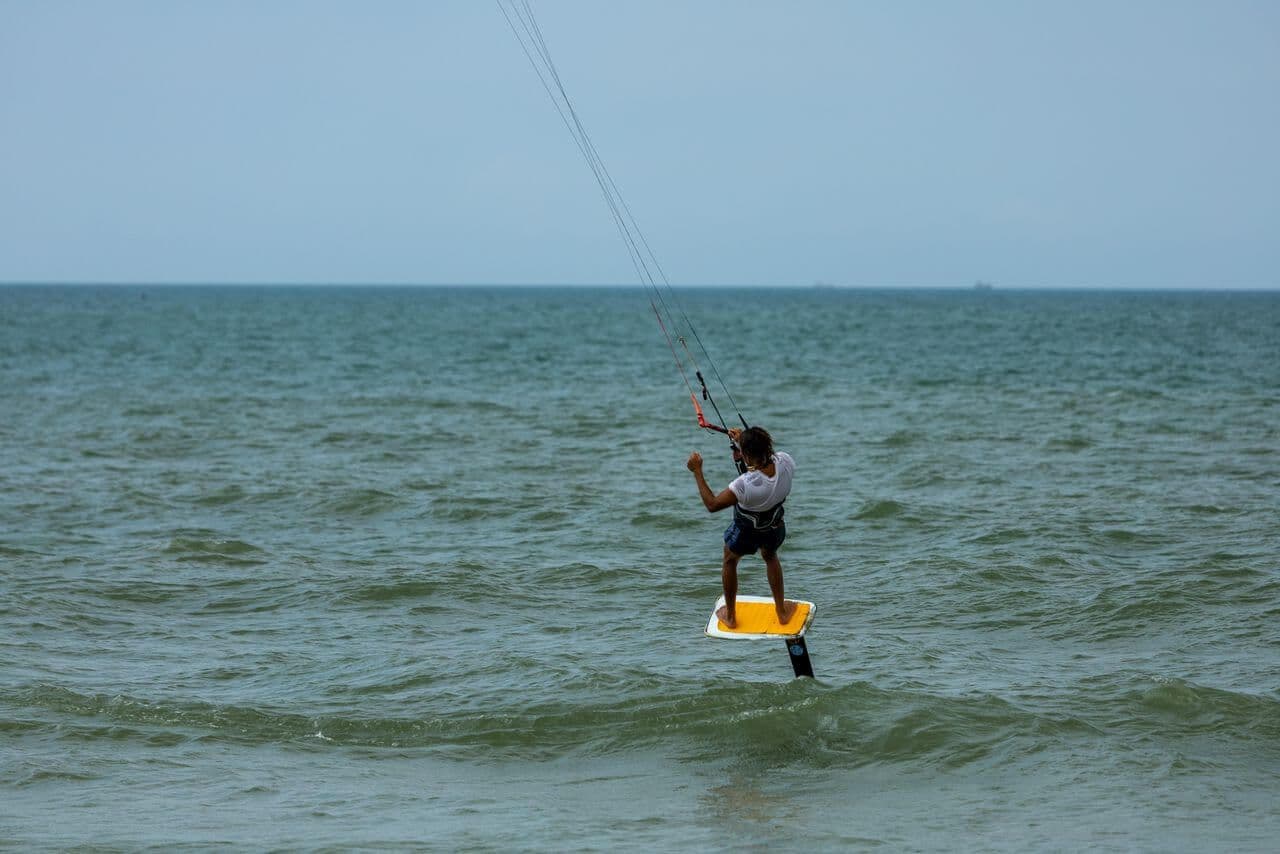 kitefoil-na-polwyspie-helskim-od-czego-zaczac